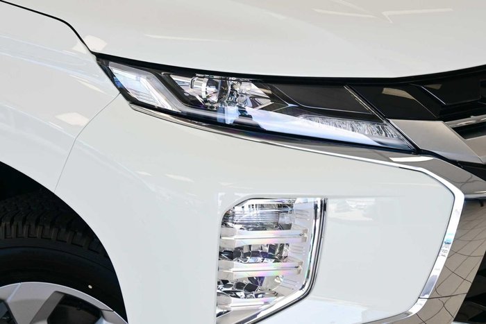 2025 Mitsubishi Pajero Sport GLX