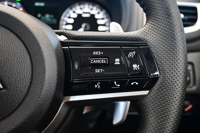 2025 Mitsubishi Pajero Sport GLX