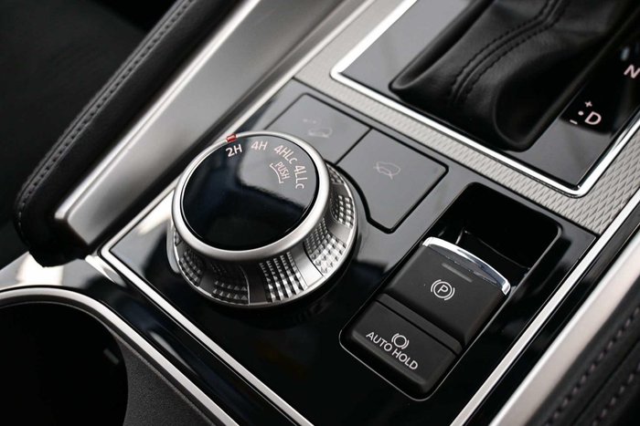 2025 Mitsubishi Pajero Sport GLX