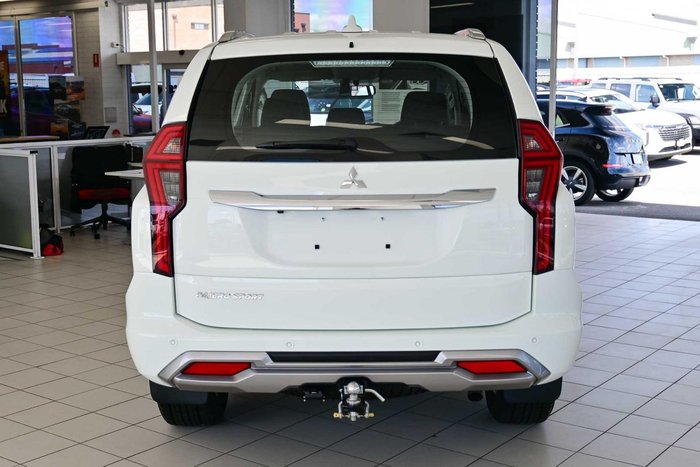 2025 Mitsubishi Pajero Sport GLX