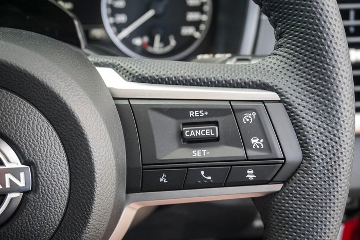 2025 Nissan Navara ST-X