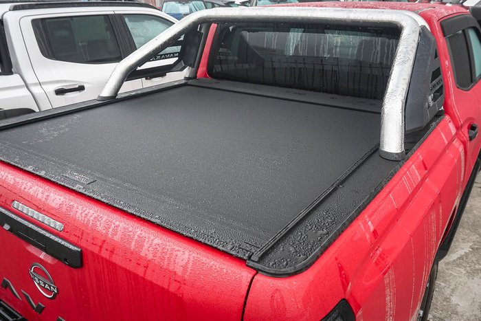 2025 Nissan Navara ST-X