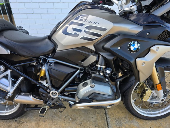 2018 BMW Motorrad R1200 GS BROWN