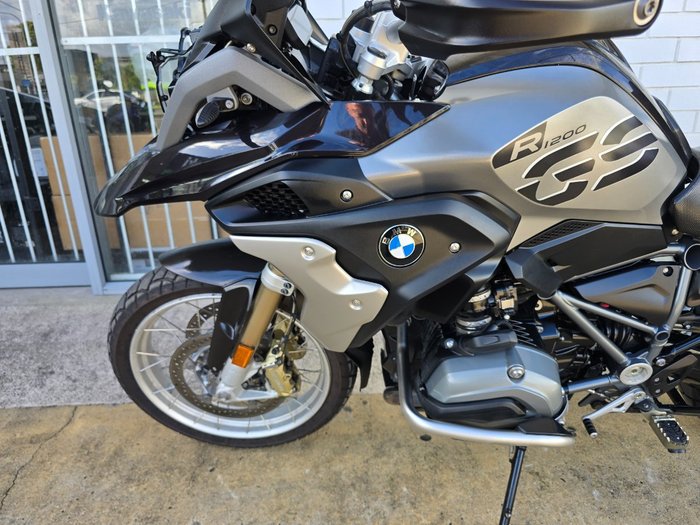 2018 BMW Motorrad R1200 GS BROWN