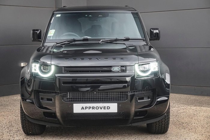 2025 Land Rover Defender 110 D350 X-Dynamic SE