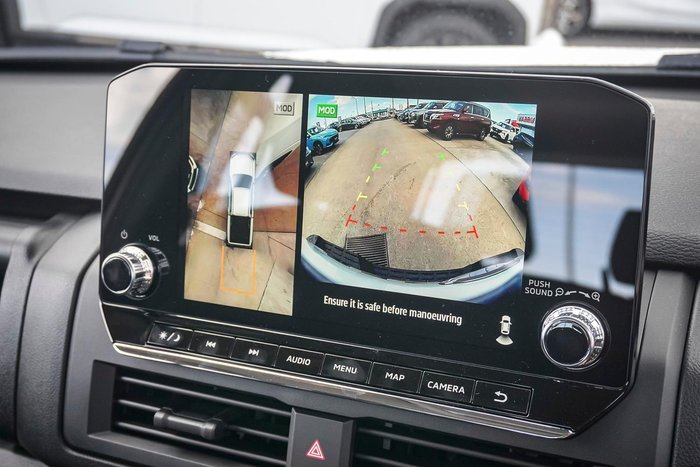 2025 Nissan Navara SL