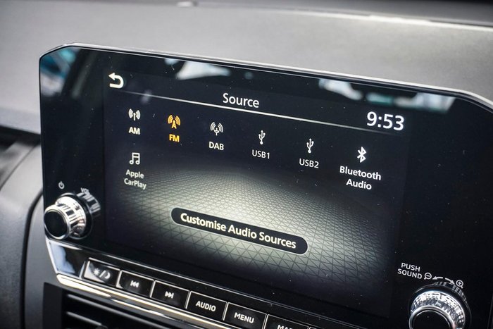 2025 Nissan Navara SL