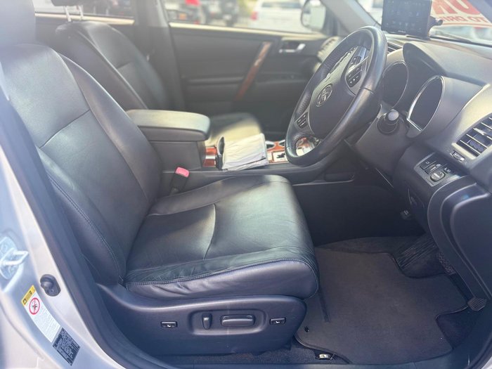 2013 Toyota Kluger Grande GSU40R Silver Pearl