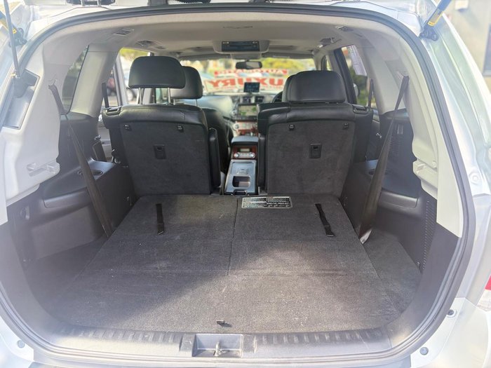 2013 Toyota Kluger Grande GSU40R Silver Pearl