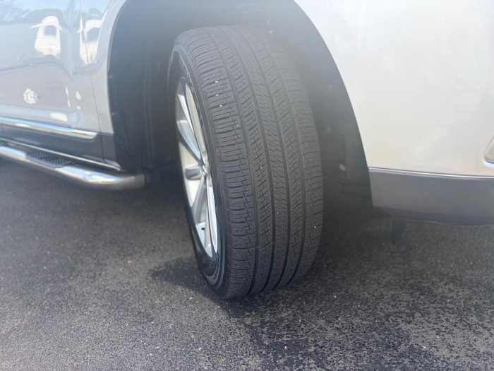 2013 Toyota Kluger Grande GSU40R Silver Pearl