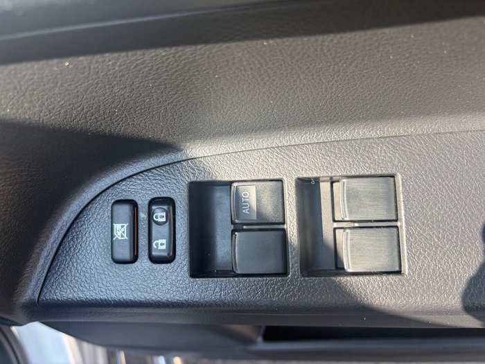 2013 Toyota Kluger Grande GSU40R Silver Pearl