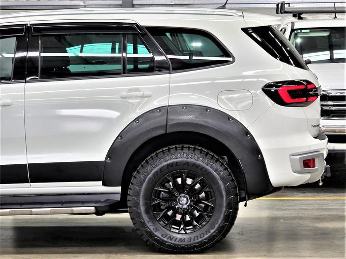 2015 Ford Everest Trend UA 4X4 Dual Range Cool White