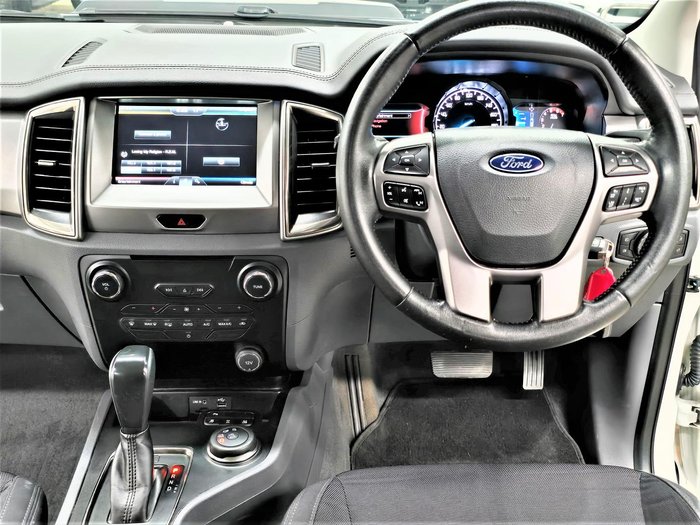 2015 Ford Everest Trend