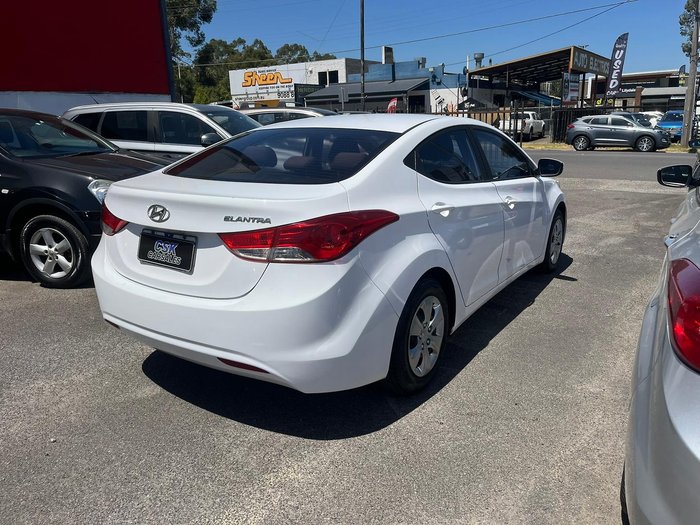2013 Hyundai Elantra Active