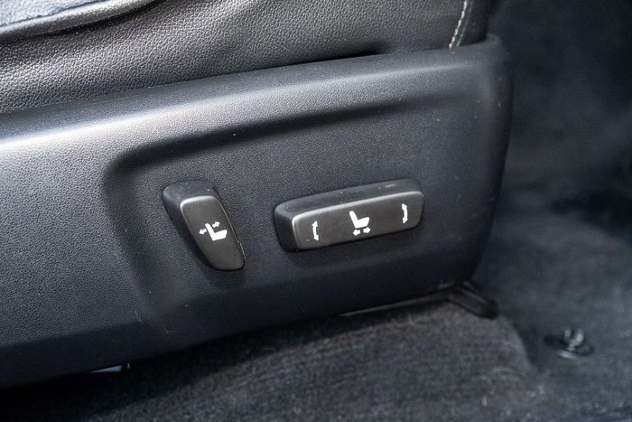 2018 Toyota Hilux SR5