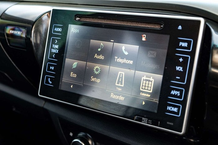 2018 Toyota Hilux SR5