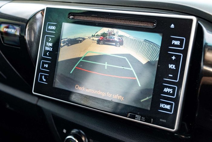 2018 Toyota Hilux SR5