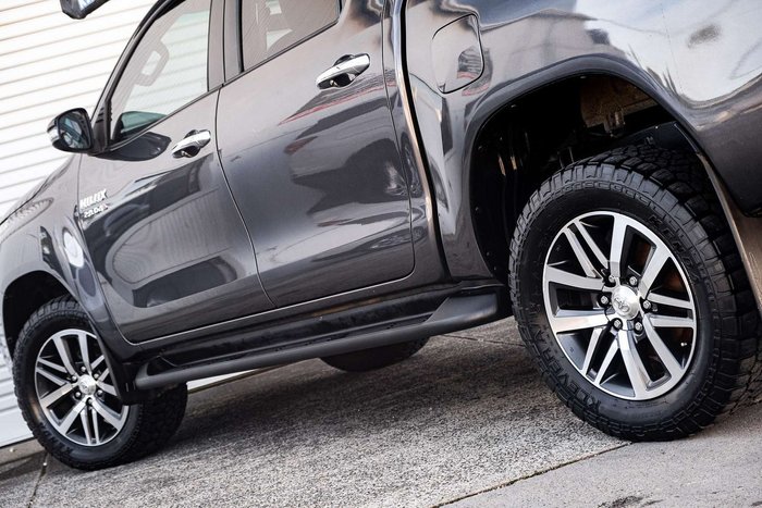 2018 Toyota Hilux SR5