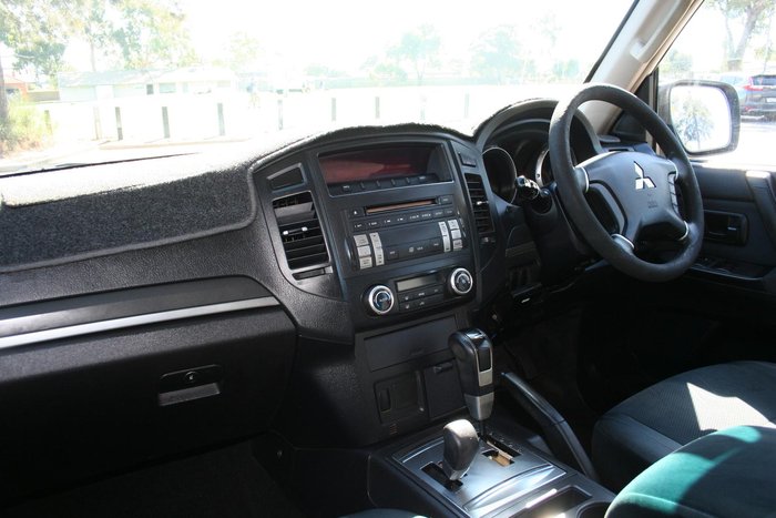 2007 Mitsubishi Pajero GLX NS 4X4 Cool Silver