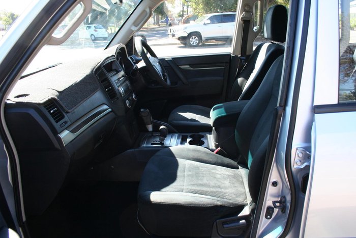 2007 Mitsubishi Pajero GLX NS 4X4 Cool Silver