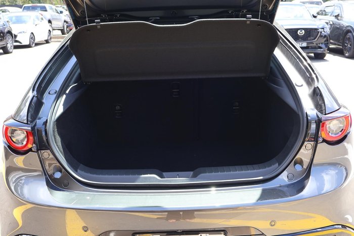 2025 Mazda 3 G20 Touring