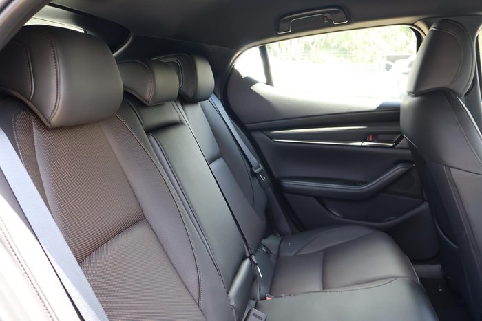 2025 Mazda 3 G20 Touring