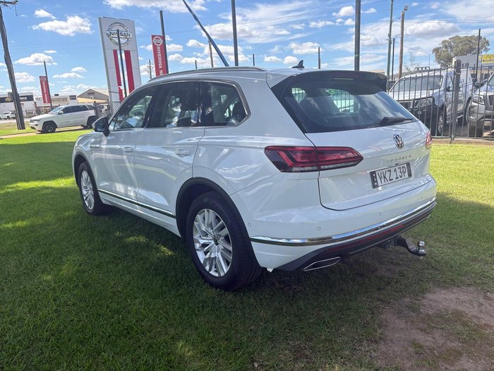 2020 Volkswagen Touareg 170TDI