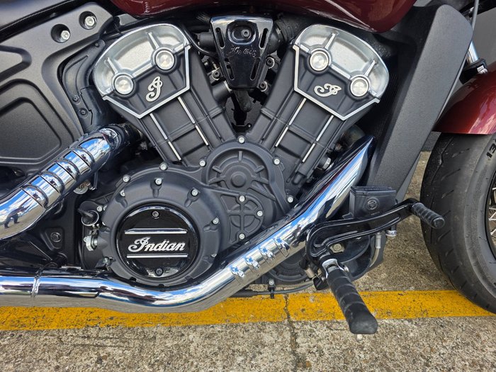 2020 Indian SCOUT BOBBER TWENTY B METALLIC BRONZE