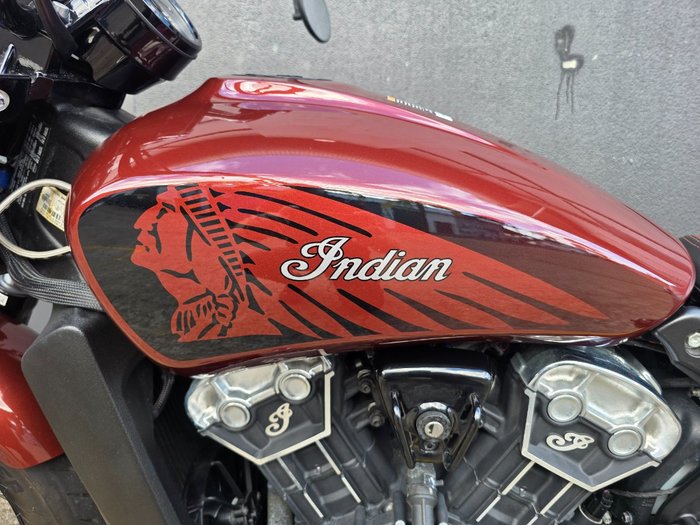 2020 Indian SCOUT BOBBER TWENTY B METALLIC BRONZE