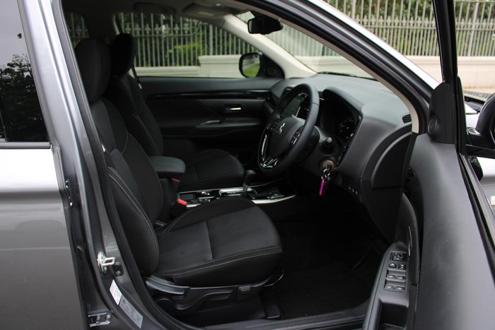 2021 Mitsubishi Outlander ES ZL MY21 AWD Titanium