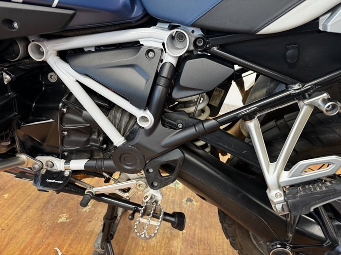 2023 BMW Motorrad R 1250 GS ADVENTURE RALLYE LIGHT WHITE UNI/RACINGBLUE MET/RACI