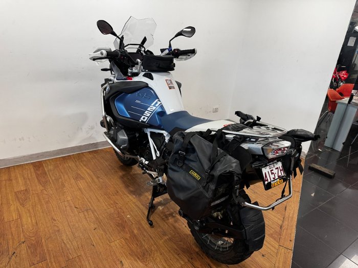 2023 BMW Motorrad R 1250 GS ADVENTURE RALLYE LIGHT WHITE UNI/RACINGBLUE MET/RACI