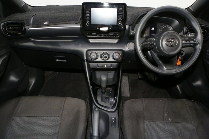 2023 Toyota Yaris Ascent Sport