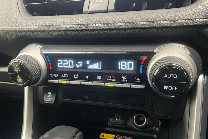 2024 Toyota RAV4 GXL