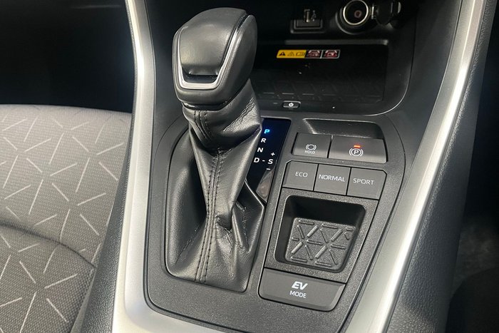 2024 Toyota RAV4 GXL