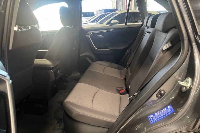 2024 Toyota RAV4 GXL