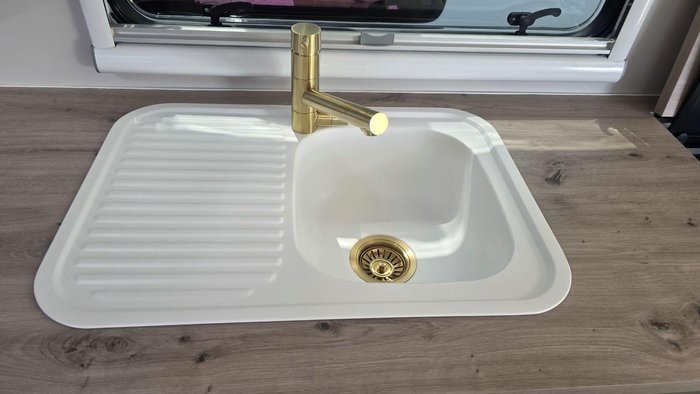 2026 Essential Caravans Cruiser 210Rd 21'