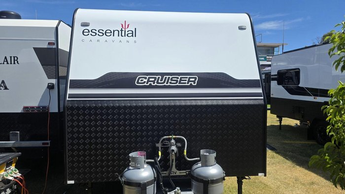 2026 Essential Caravans Cruiser 210Rd 21'