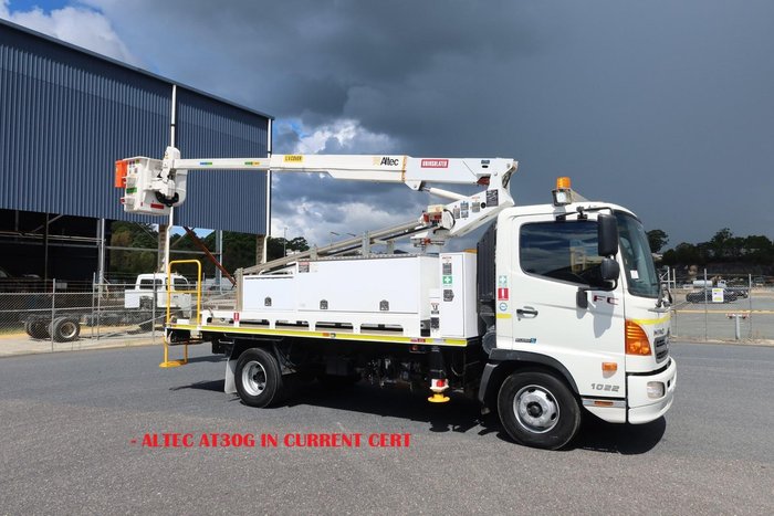 2017 Hino 500 Series