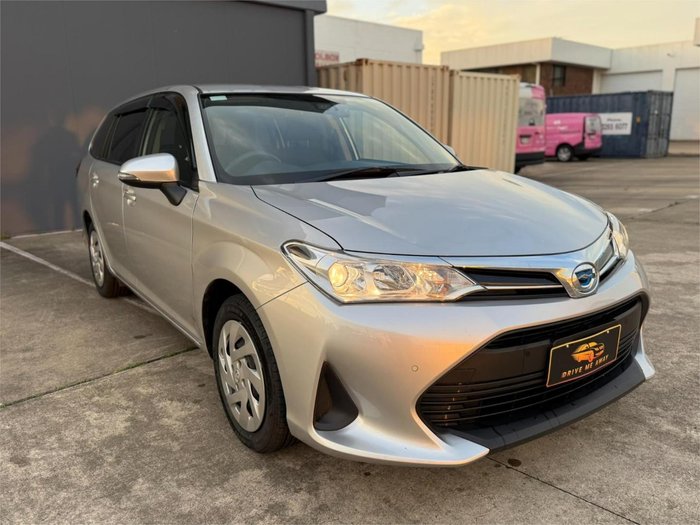 2022 Toyota Corolla Fielder Hybrid EX