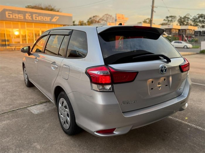 2022 Toyota Corolla Fielder Hybrid EX