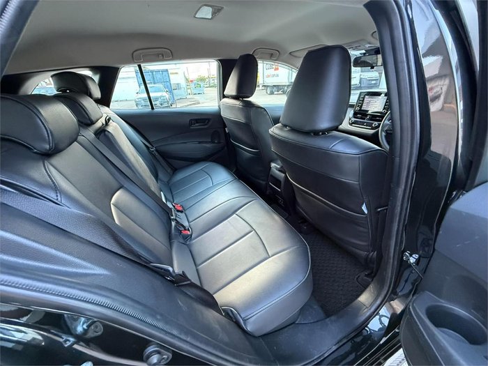 2021 Toyota Corolla Touring G-X  Hybrid