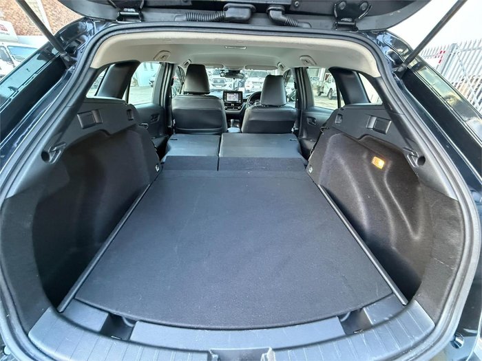 2021 Toyota Corolla Touring G-X  Hybrid
