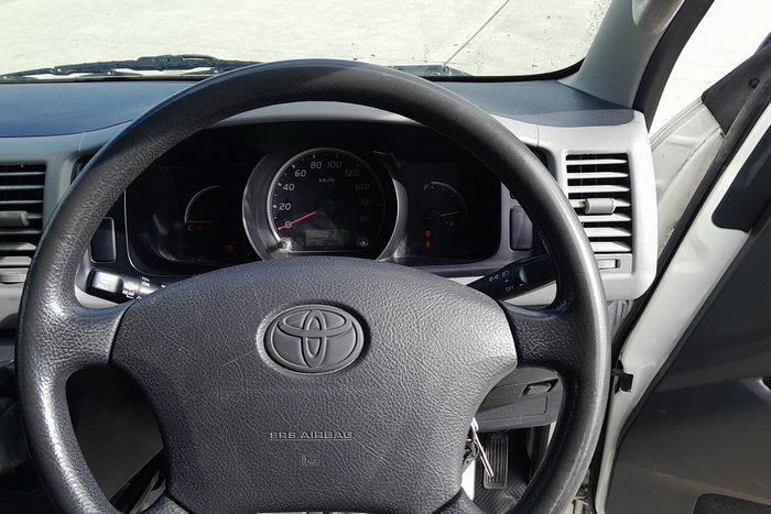 2007 Toyota Hiace LWB TRH201R French Vanilla