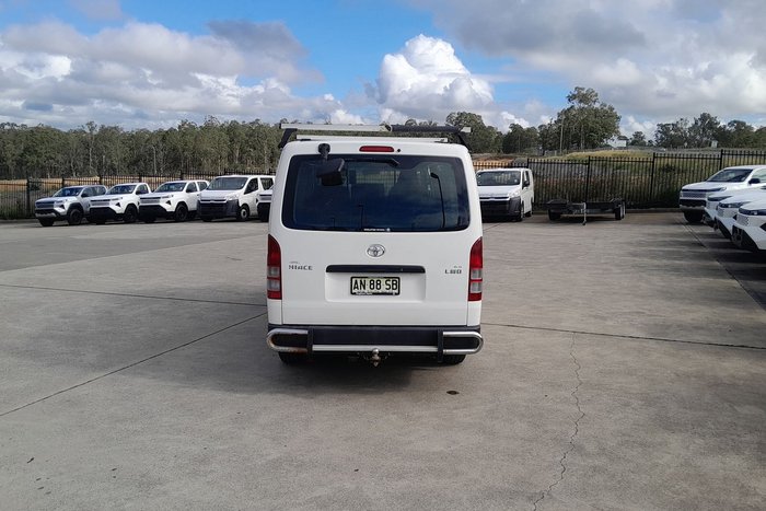 2007 Toyota Hiace LWB TRH201R French Vanilla