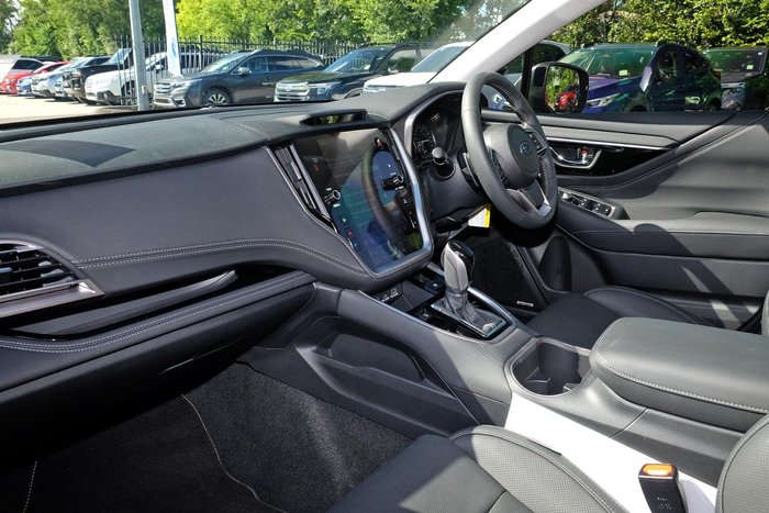 2025 Subaru Outback AWD Touring XT