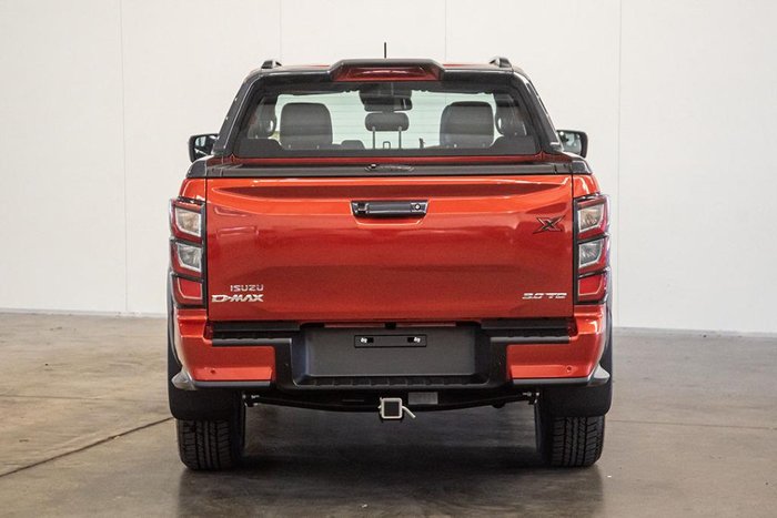 2025 Isuzu D-MAX X-TERRAIN