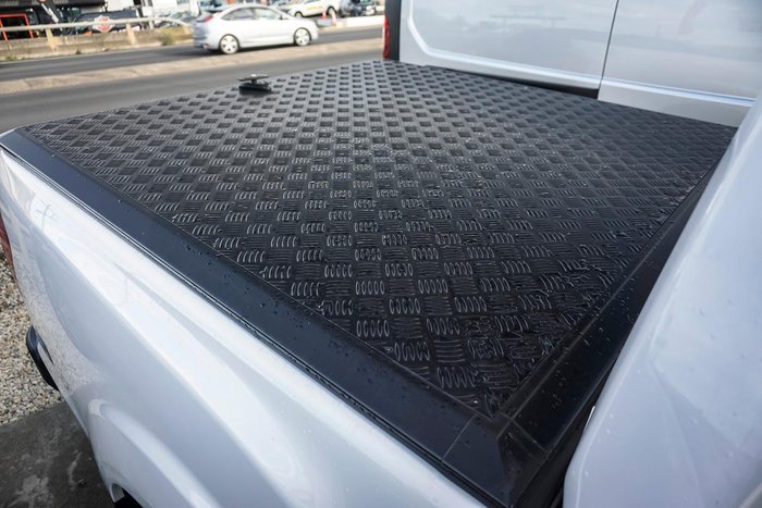 2024 Nissan Navara SL