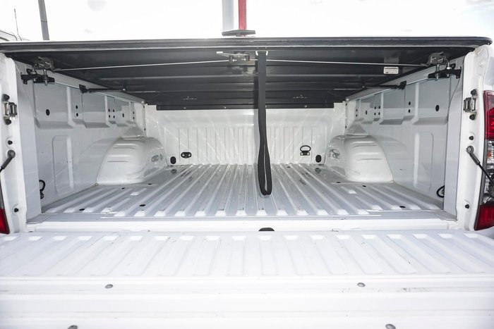 2024 Nissan Navara SL