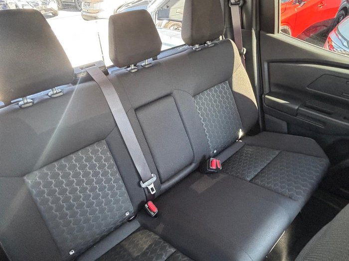 2026 Nissan Navara ST D27 MY26 4X4 Dual Range Blizzard White